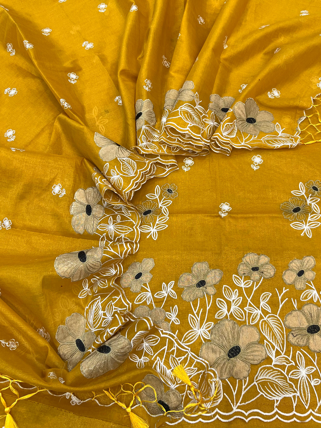 Pure cotton diamond tissue Embroidered tissue embroidered unstiched suits