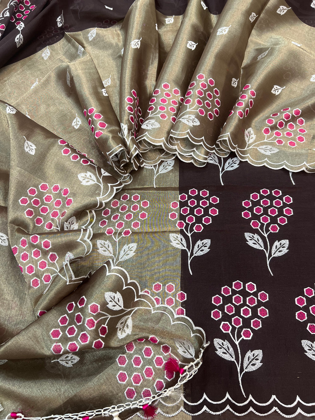 Pure tissue 2D dual shade half tissue half cotton based embroidered unstiched suits sets
