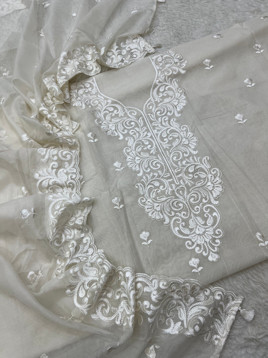 Pure mal Chanderi off white dyeable chikankari embroidery neck design suits