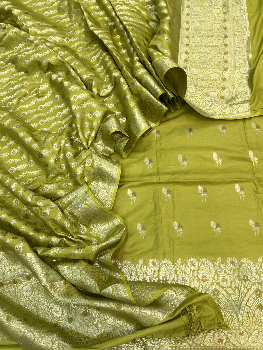 Pure Chiniya silk tilfi Mina weaved unstitched suits collections