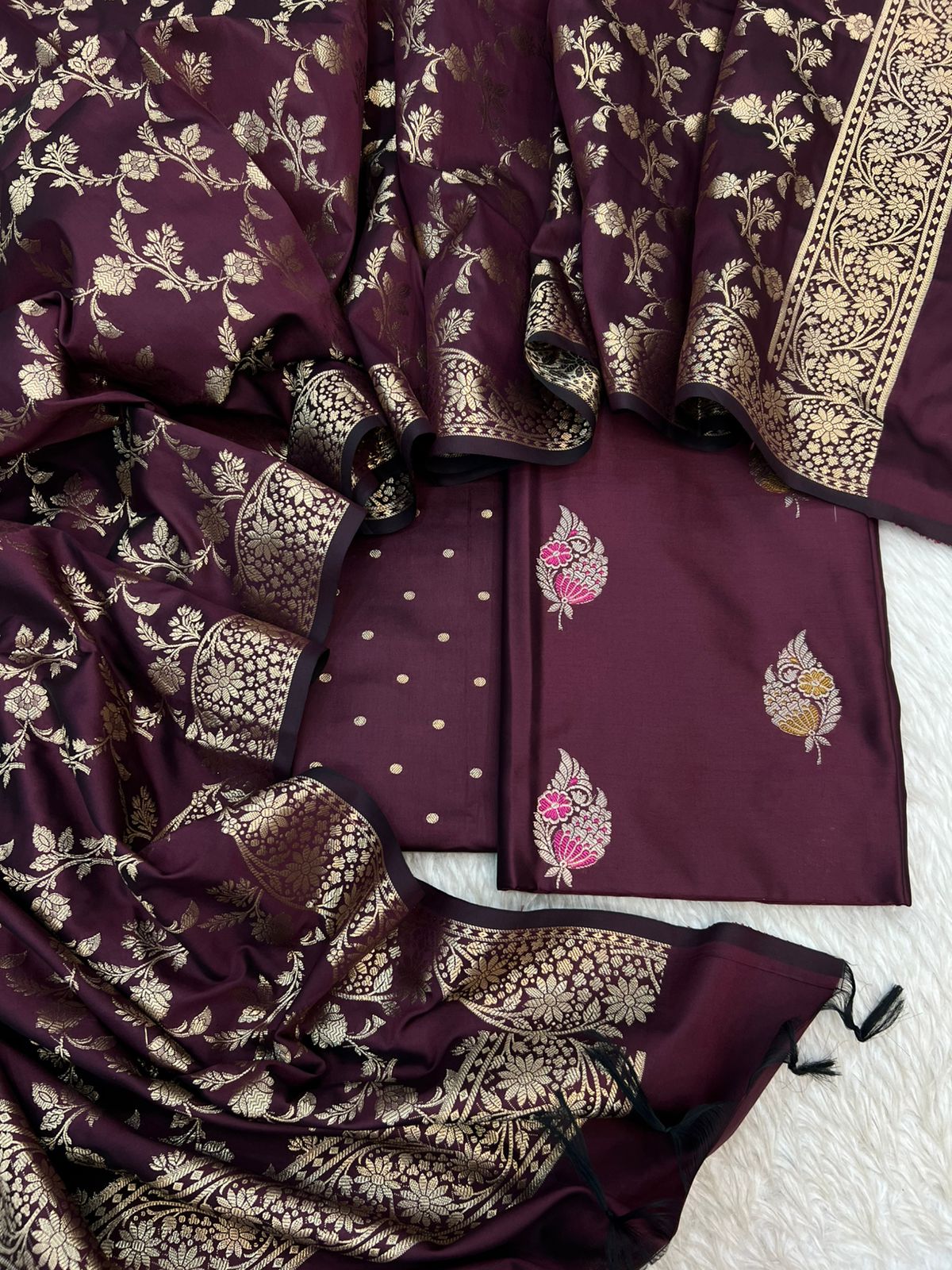 Banarasi Silk Zari Mina Weaving Jackard Suits