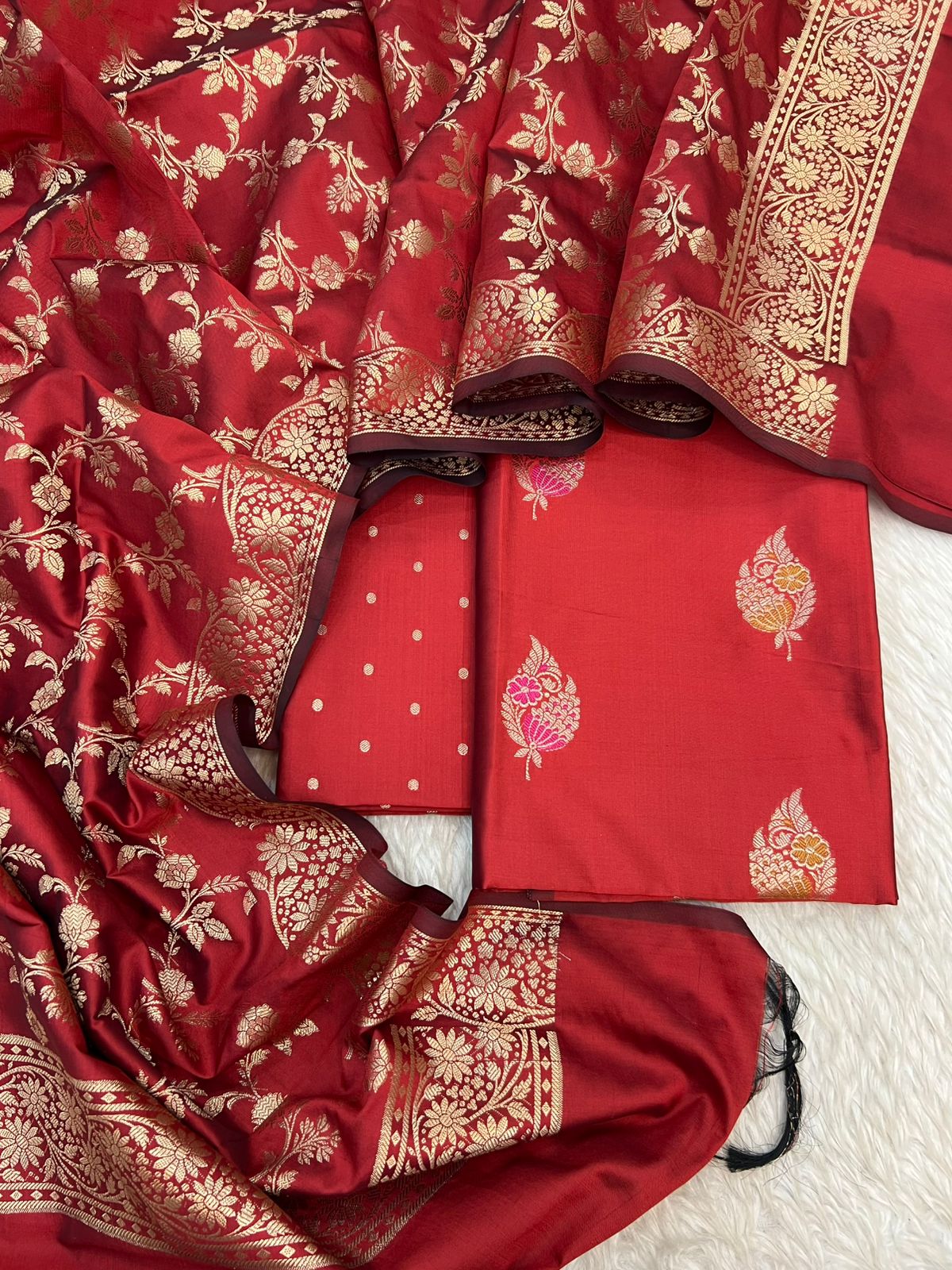 Banarasi Silk Zari Mina Weaving Jackard Suits