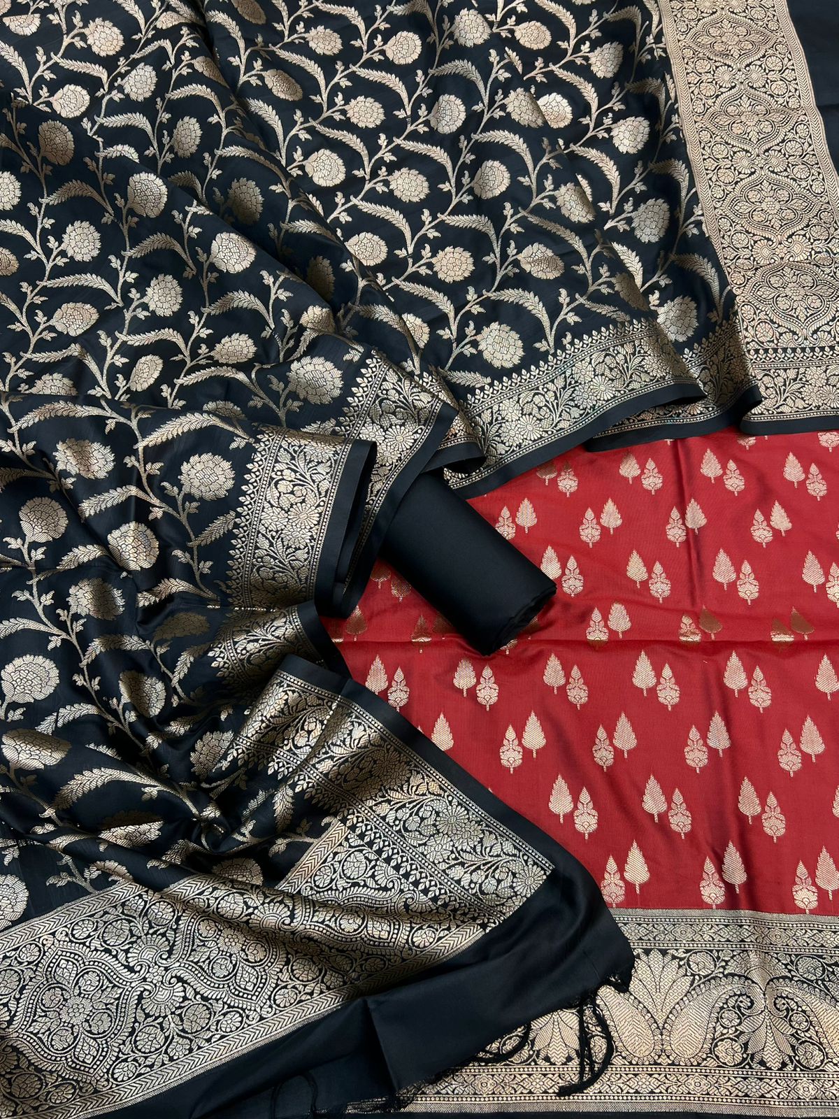 Banarasi Silk Zari Jackard Weaving Contrast Suits