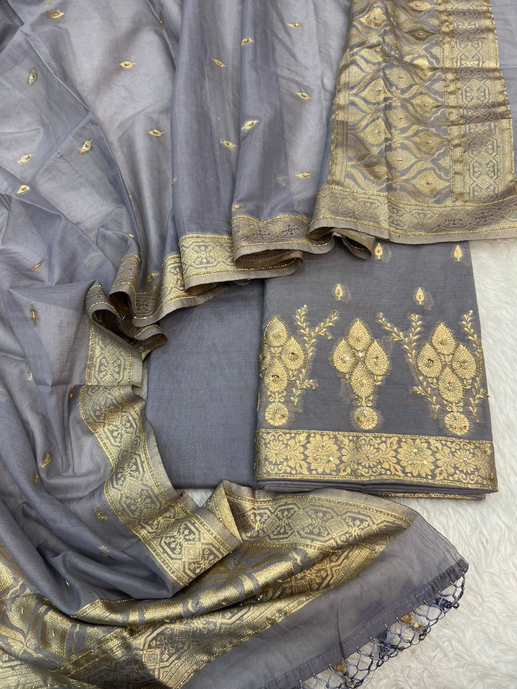 Pure Mal Chanderi Zari Weaved With Katdana Work Suits