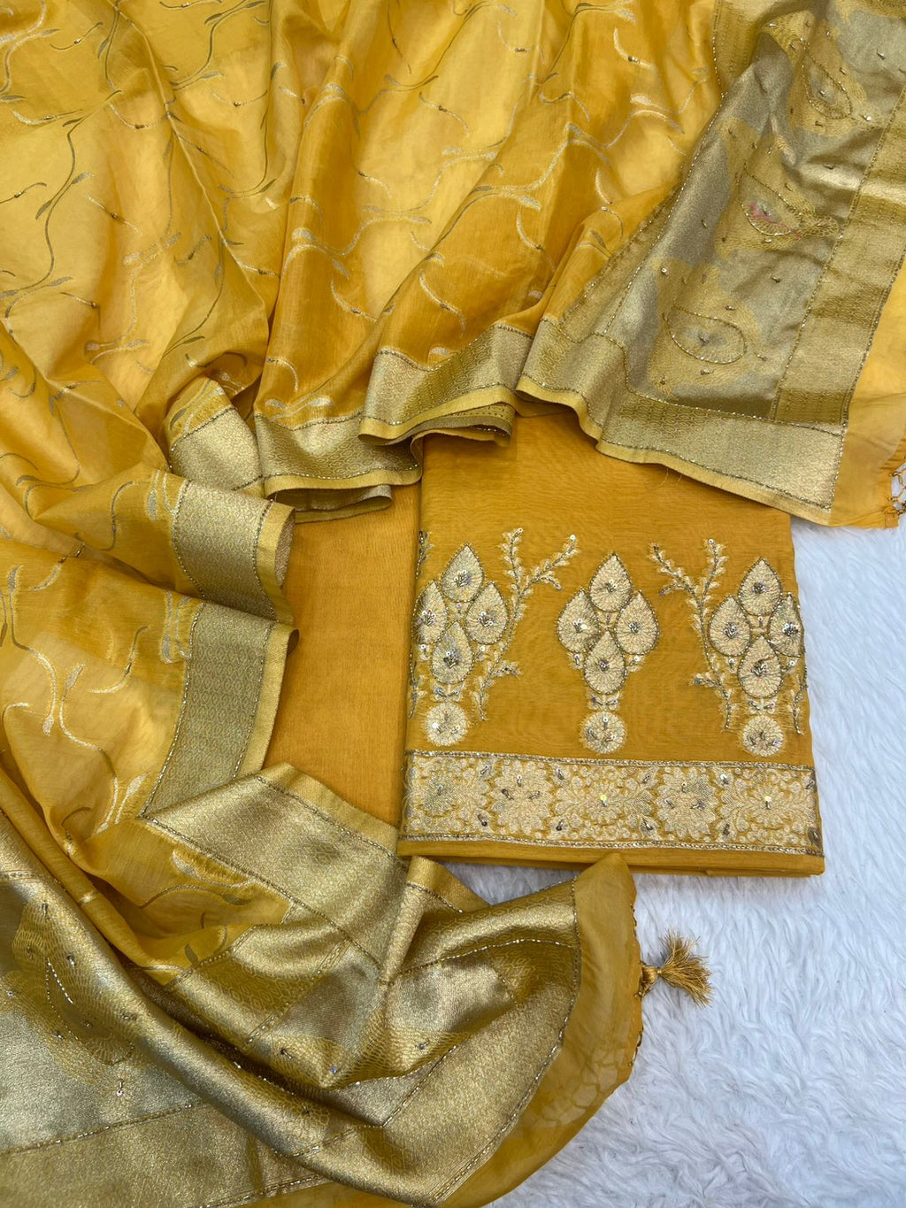 Pure Mal Chanderi Zari Weaved With Katdana Work Suits