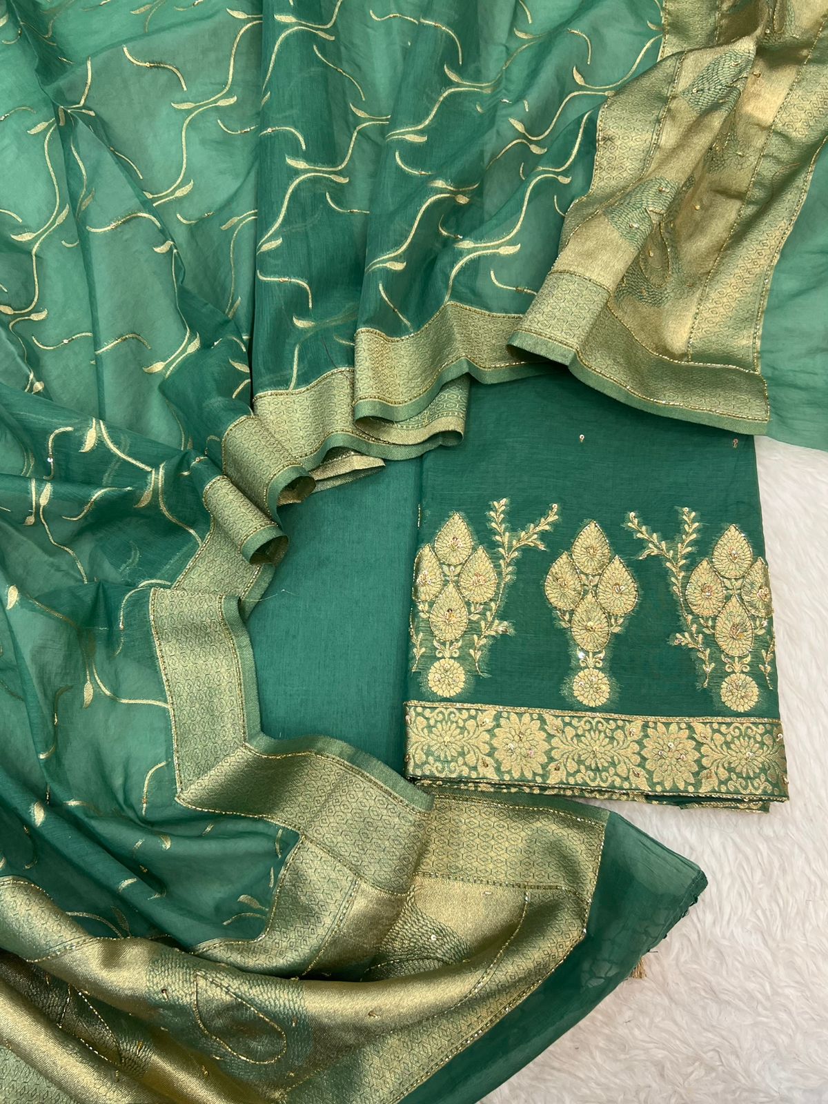 Pure Mal Chanderi Zari Weaved With Katdana Work Suits