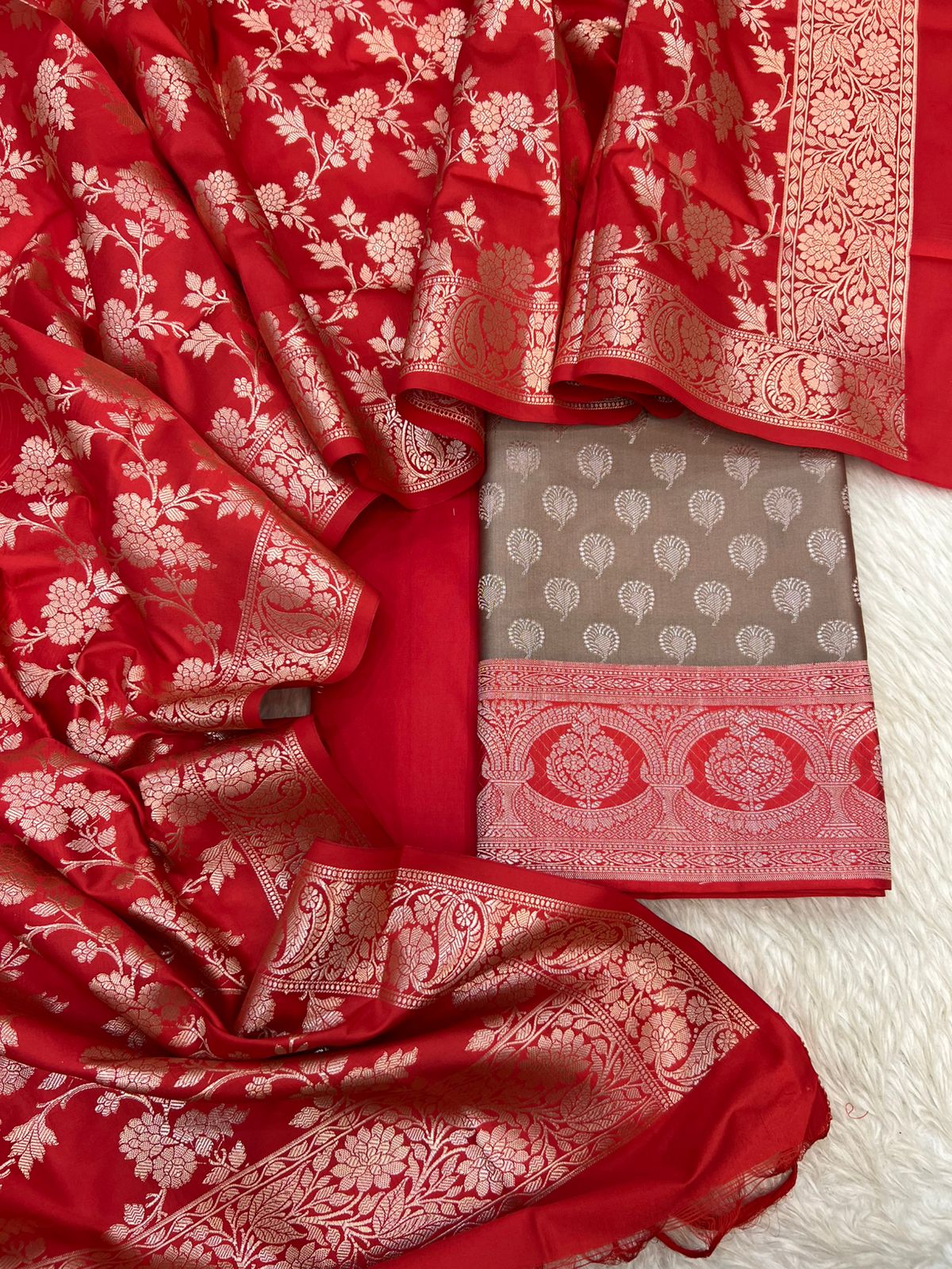 Banarasi Silk Zari Jackard Weaving Suits