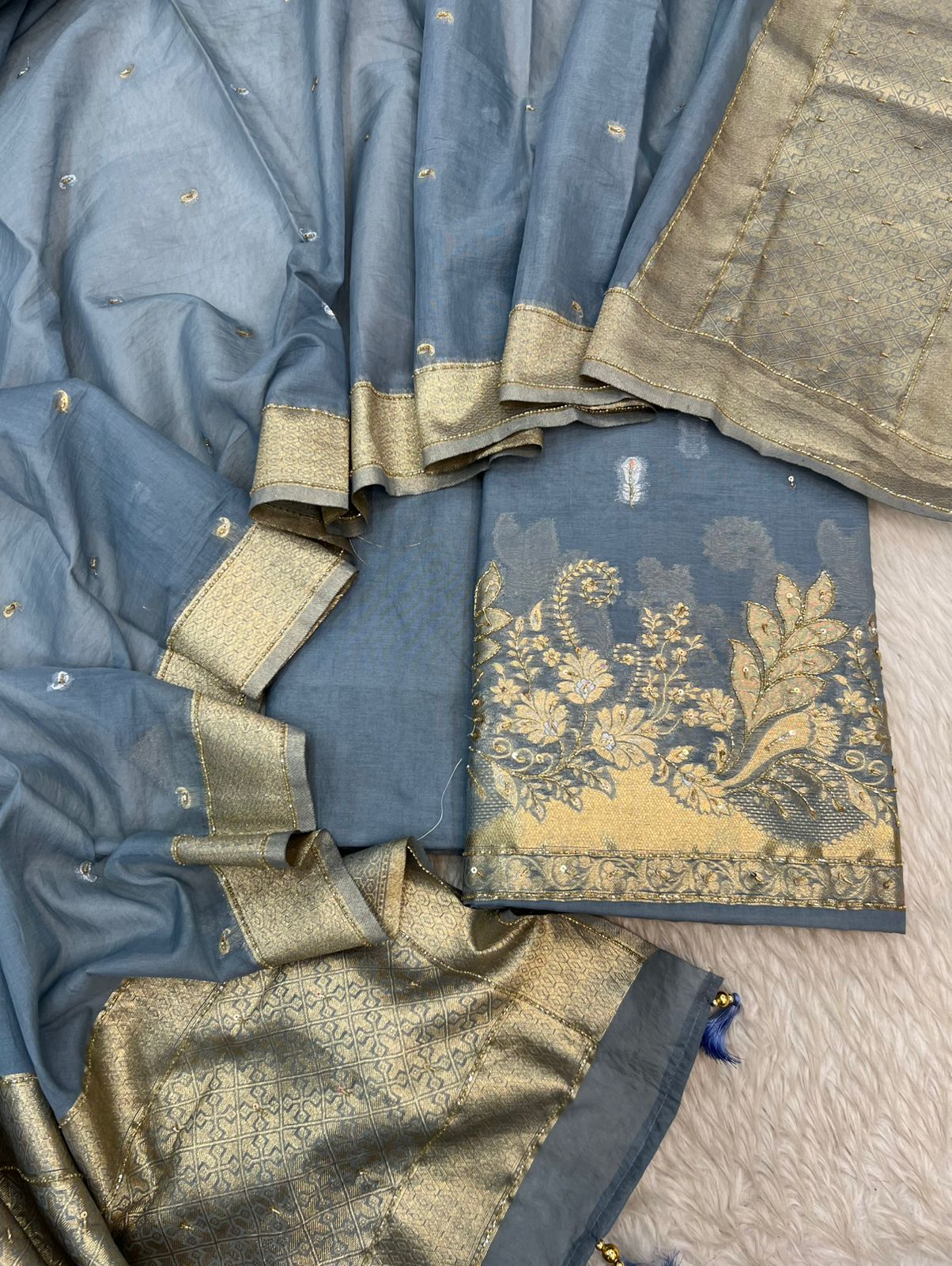 Pure Mal Chanderi Zari  Mukesh Katdana Work Suits